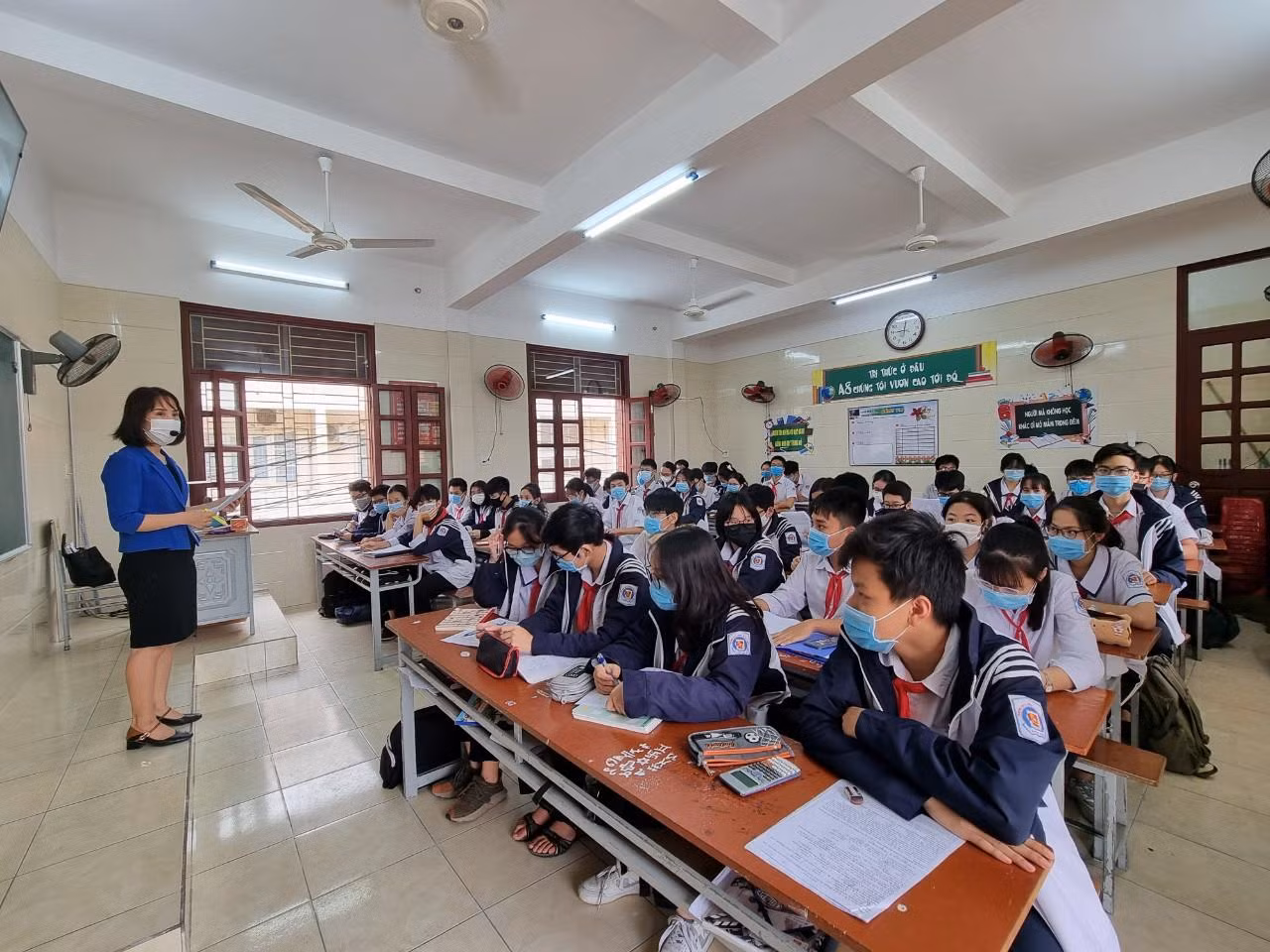Hải Phòng triển khai các biện pháp cấp bách phòng chống dịch sau khi phát hiện nhiều ca F0 là học sinh (Ảnh: Phương Linh)