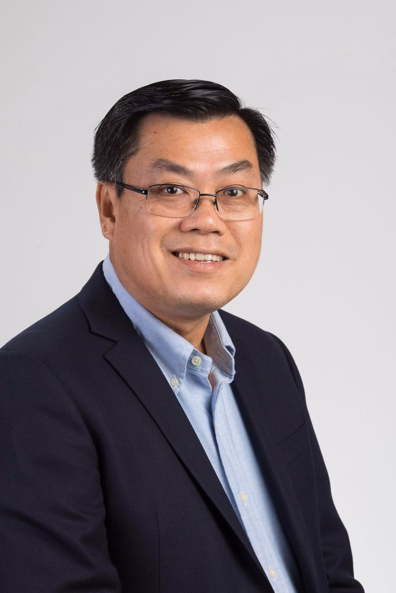 Giáo sư Nguyễn Văn Tuấn hiện đang là giáo sư y khoa tiên lượng của Đại học Công nghệ Sydney (UTS), giáo sư kiêm nhiệm của khoa Y, Đại học New South Wales và Đại học Notre Dame Australia (ảnh: NVCC) Giáo sư Nguyễn Văn Tuấn hiện đang là giáo sư y khoa tiên lượng của Đại học Công nghệ Sydney (UTS), giáo sư kiêm nhiệm của khoa Y, Đại học New South Wales và Đại học Notre Dame Australia (ảnh: NVCC)
