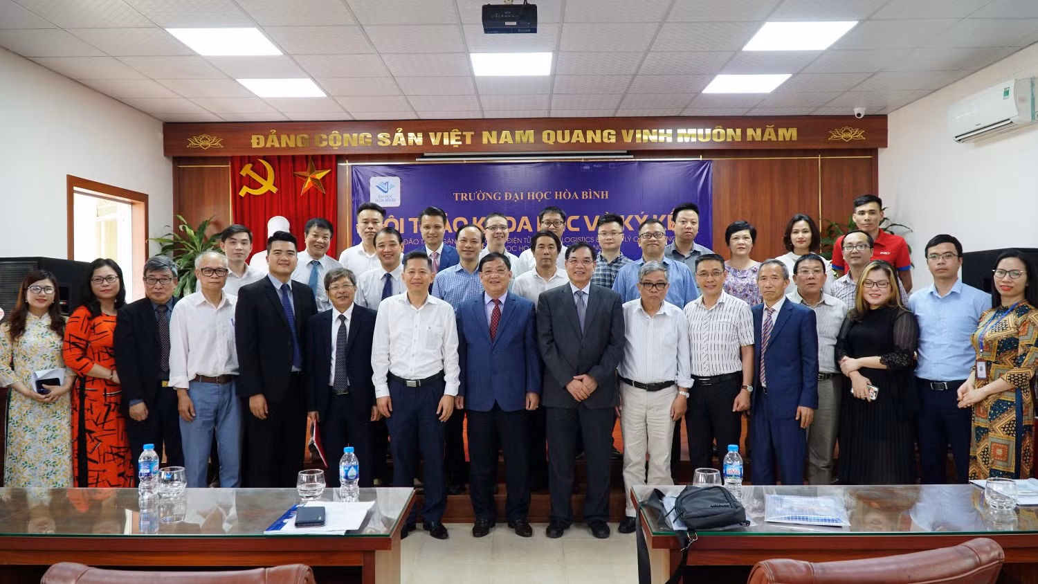 Sự phối hợp giữa nhà trường và doanh nghiệp chính là mô hình đào tạo mới, nâng cao chất lượng đầu ra. (Ảnh: NVCC) Sự phối hợp giữa nhà trường và doanh nghiệp chính là mô hình đào tạo mới, nâng cao chất lượng đầu ra. (Ảnh: NVCC)
