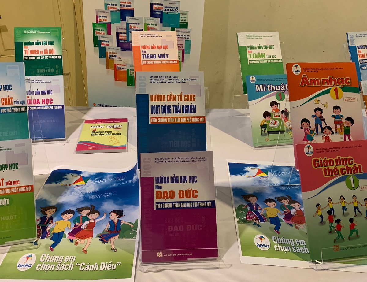Bộ sách "Cánh diều" được biên soạn theo chương trình giáo dục phổ thông 2018 (ảnh minh họa: Thùy Linh)