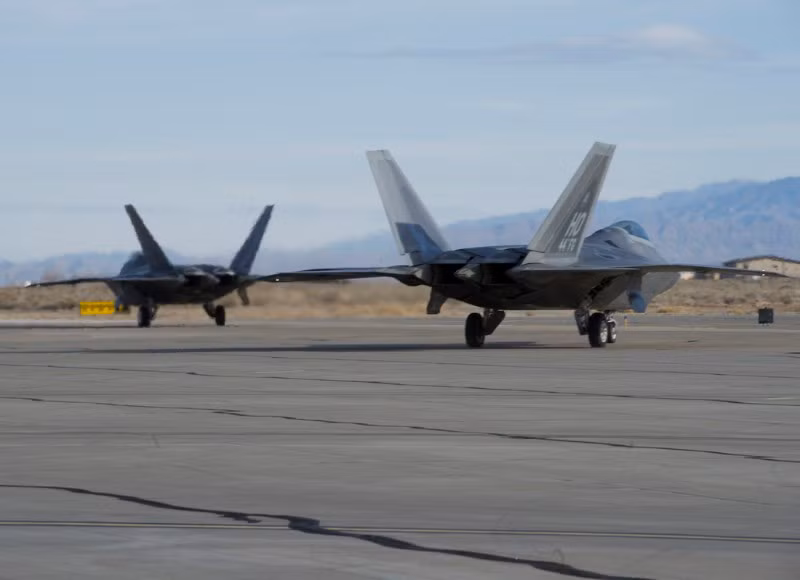 F-22 Raptor hoạt động tại căn cứ không quân Holloman.