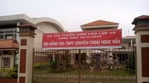 Thi thêm môn, phụ huynh nghĩ khác với các nhà quản lý ảnh 4