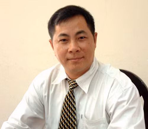 TS Đinh Thế Hiển - chuyên gia kinh tế, thành Viên chuyên trách Ủy ban chiến lược phát triển NH Eximbank: “Đừng giận cá chém thớt”