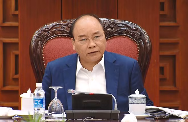 Thủ tướng Nguyễn Xuân Phúc chủ trì cuộc họp. Ảnh: VGP Thủ tướng Nguyễn Xuân Phúc chủ trì cuộc họp. Ảnh: VGP