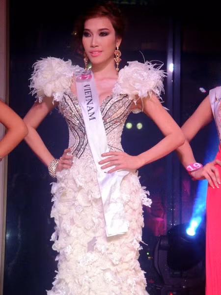Một phần thi của Anh Thư.