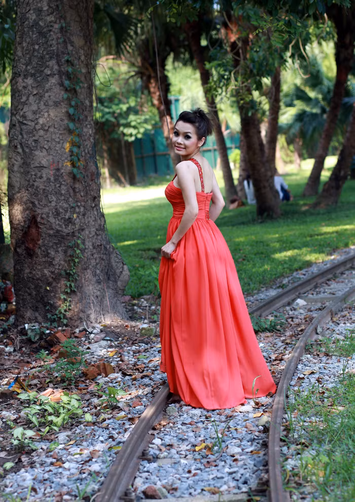 Bước vào thế giới nghệ thuật, Thúy Trang quan điểm: “Tôi nghĩ mình cứ sống thật, sống đúng là mình, mọi chuyện sẽ không đến nỗi phức tạp như mọi người nghĩ”. Bước vào thế giới nghệ thuật, Thúy Trang quan điểm: “Tôi nghĩ mình cứ sống thật, sống đúng là mình, mọi chuyện sẽ không đến nỗi phức tạp như mọi người nghĩ”.