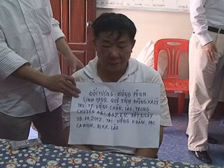 Và một Xiêng Phênh của 2 năm sau khi làm trùm một đường dây ma túy mới.