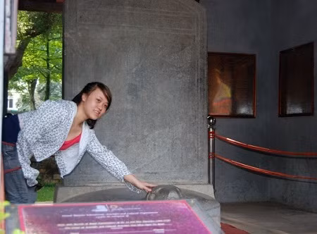 ĐÁP ÁN THI CAO ĐẲNG 2012 CỦA BỘ GIÁO DỤC: ĐÁP ÁN TIẾNG ANH KHỐI A1, D HỆ CAO ĐẲNG 2012 - ĐÁP ÁN MÔN VẬT LÍ KHỐI A, A1 HỆ CAO ĐẲNG 2012 - ĐÁP ÁN MÔN HÓA KHỐI A, B - ĐÁP ÁN MÔN TOÁN KHỐI A, A1, B, D HỆ CAO ĐẲNG 2012 - ĐÁP ÁN MÔN VĂN KHỐI C, D HỆ CAO ĐẲNG 2012 - ĐÁP ÁN TIẾNG TRUNG, PHÁP, NGA HỆ CAO ĐẲNG 2012