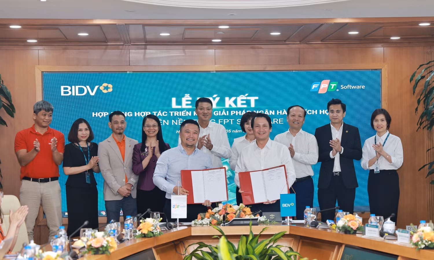 Ảnh minh họa ký kết hợp tác BIDV - FPT Soft.JPG
