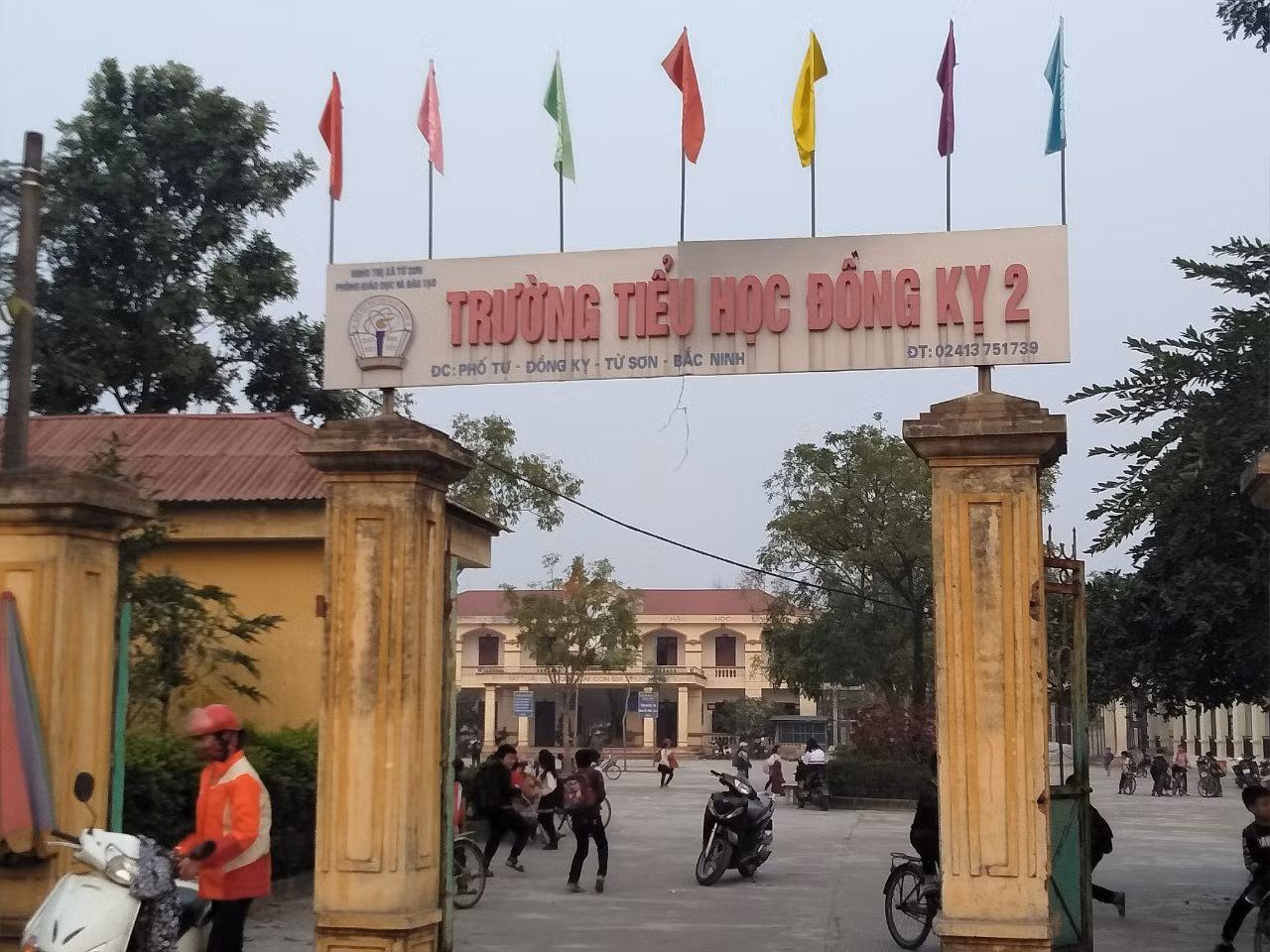 Ban phụ huynh Trường tiểu học Đồng Kỵ 2 bức xúc trước cách làm của nhà trường khi sử dụng mập mờ đồng tiền của phụ huynh đóng góp. Ảnh: NVCC. Ban phụ huynh Trường tiểu học Đồng Kỵ 2 bức xúc trước cách làm của nhà trường khi sử dụng mập mờ đồng tiền của phụ huynh đóng góp. Ảnh: NVCC.