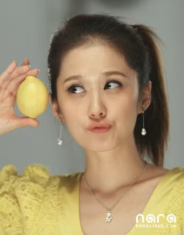 Với bức hình này, rất khó để đoán ra tuổi thật của cô.