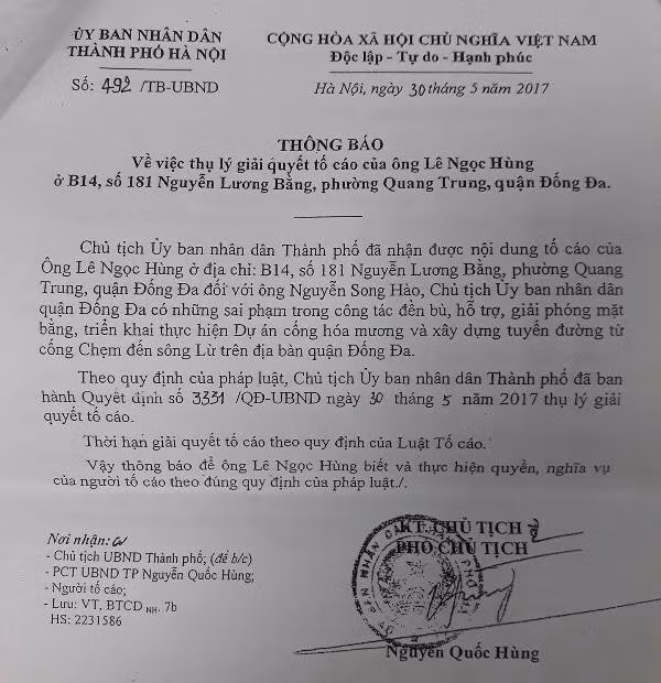 Thông báo số 492/TB-UBND ngày 30/05/2017 về việc thụ lý giải quyết đơn tố cáo của ông Lê Ngọc Hùng của Chủ tịch thành phố Hà Nội. Ảnh Đình Long. Thông báo số 492/TB-UBND ngày 30/05/2017 về việc thụ lý giải quyết đơn tố cáo của ông Lê Ngọc Hùng của Chủ tịch thành phố Hà Nội. Ảnh Đình Long.
