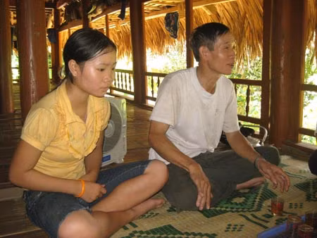 Kẹn năm nay mới 13 tuổi nhưng đã “ăn chân gà”.