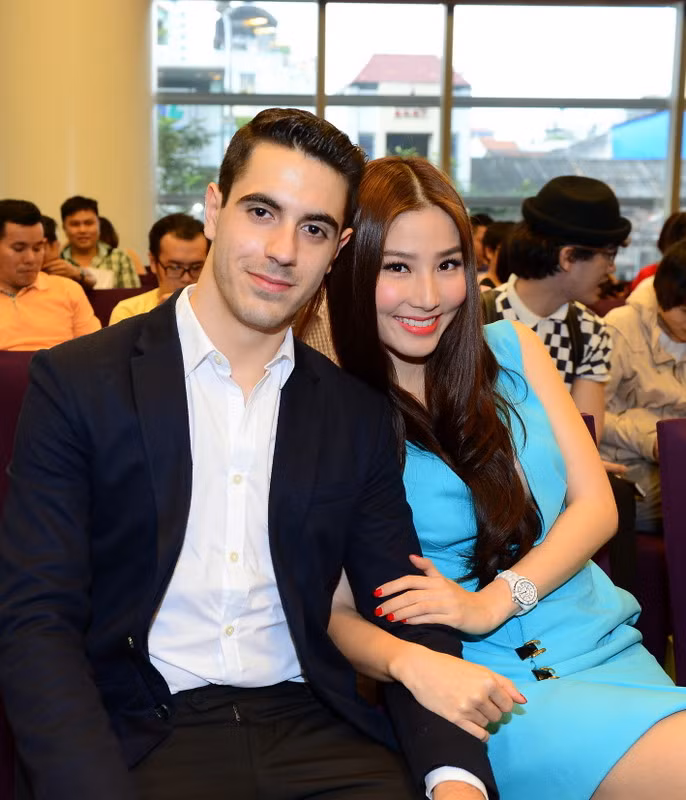 Diễm My 9X và bạn nhảy điển trai Diễm My 9X và bạn nhảy điển trai