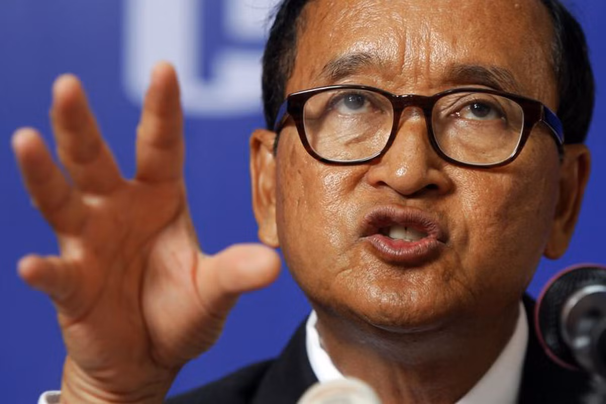 Sam Rainsy, Chủ tịch đảng đối lập CNRP theo đuổi chủ trương bài Việt, chống phá quan hệ hữu nghị hợp tác Việt Nam - Campuchia và chống phá biên giới giữa 2 nước làm thủ đoạn tìm kiếm sự ủng hộ trong nước.