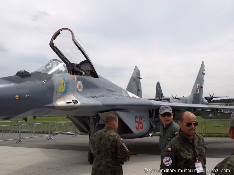 Máy bay tiêm kích MiG-29 của Không quân Ba Lan Máy bay tiêm kích MiG-29 của Không quân Ba Lan