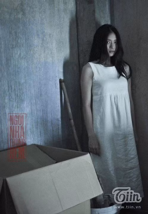 Vẻ "ghê rợn" của Ngô Thanh Vân trong phim Ngôi nhà trong hẻm Bộ phim có sự tham gia của nam diễn viên Trần Bảo Sơn sẽ được công chiếu vào năm 2012 Vẻ "ghê rợn" của Ngô Thanh Vân trong phim Ngôi nhà trong hẻm Bộ phim có sự tham gia của nam diễn viên Trần Bảo Sơn sẽ được công chiếu vào năm 2012