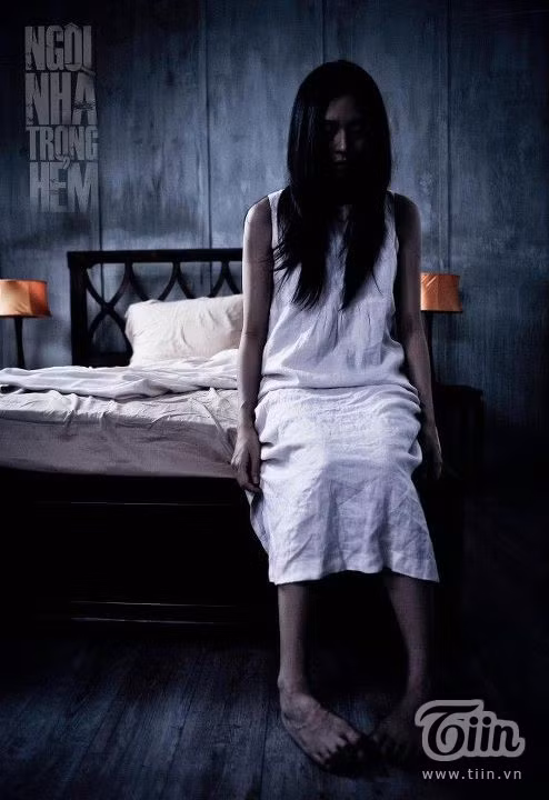 Vẻ "ghê rợn" của Ngô Thanh Vân trong phim Ngôi nhà trong hẻm Bộ phim có sự tham gia của nam diễn viên Trần Bảo Sơn sẽ được công chiếu vào năm 2012 Vẻ "ghê rợn" của Ngô Thanh Vân trong phim Ngôi nhà trong hẻm Bộ phim có sự tham gia của nam diễn viên Trần Bảo Sơn sẽ được công chiếu vào năm 2012