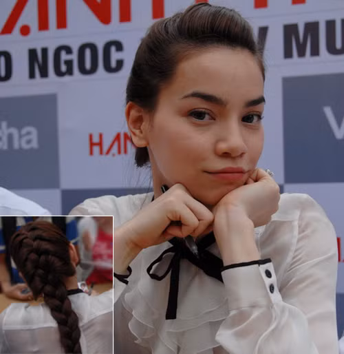 Kiểu tóc tết thế này thỉnh thoảng Hà cũng áp dụng cho những buổi làm việc cần sự linh động.