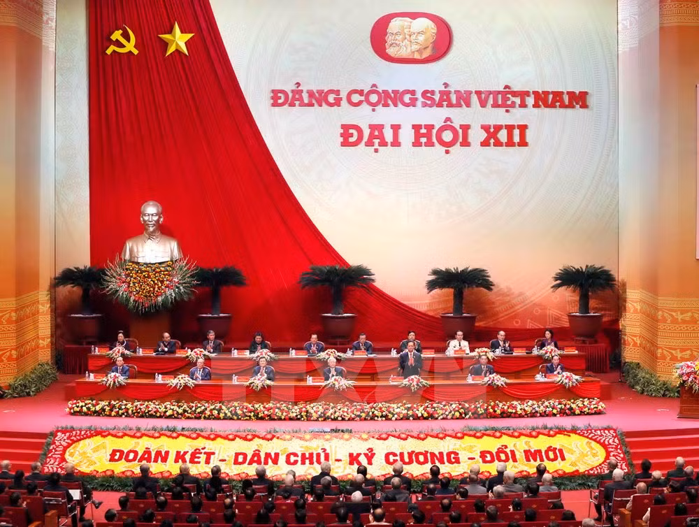 Toàn văn báo cáo do Tổng Bí thư trình bày tại Đại hội XII của Đảng ảnh 2 Toàn văn báo cáo do Tổng Bí thư trình bày tại Đại hội XII của Đảng ảnh 2