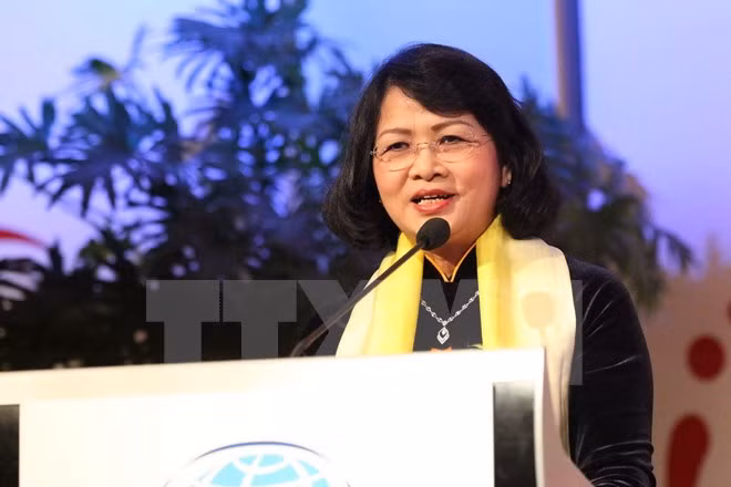 Bà Đặng Thị Ngọc Thịnh tiếp tục được giới thiệu bầu giữ chức Phó Chủ tịch nước nhiệm kỳ 2016-2021. ảnh: TTXVN