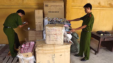 Buôn lậu vẫn diễn ra ở nhiều địa phương. ảnh: công an nam định.