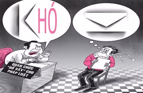 Quan chức đã “hạ cánh”, những ai đã bị lôi ra xử lý? ảnh 2