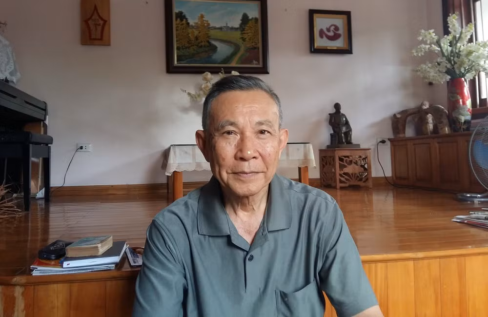 Ông Vũ Quốc Hùng chia sẻ, kỷ luật là biện pháp cần thiết làm trong sạch đội ngũ của Đảng. ảnh: Ngọc Quang.