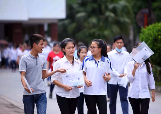 Năm 2018, cả nước có 879.705 thí sinh dự thi có lấy kết quả xét công nhận tốt nghiệp trung học phổ thông. (Ảnh minh họa: Báo Tin tức)