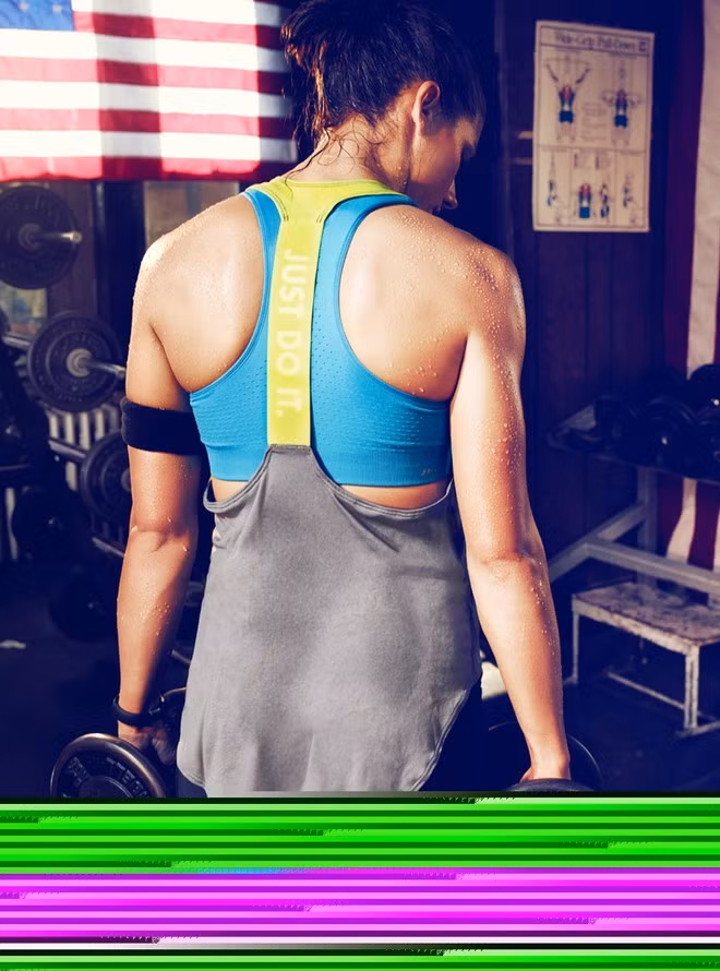 Bên cạnh tài năng bóng đá, Alex Morgan còn sở hữu là người khuôn mặt rạng rỡ và thân hình như người mẫu.
