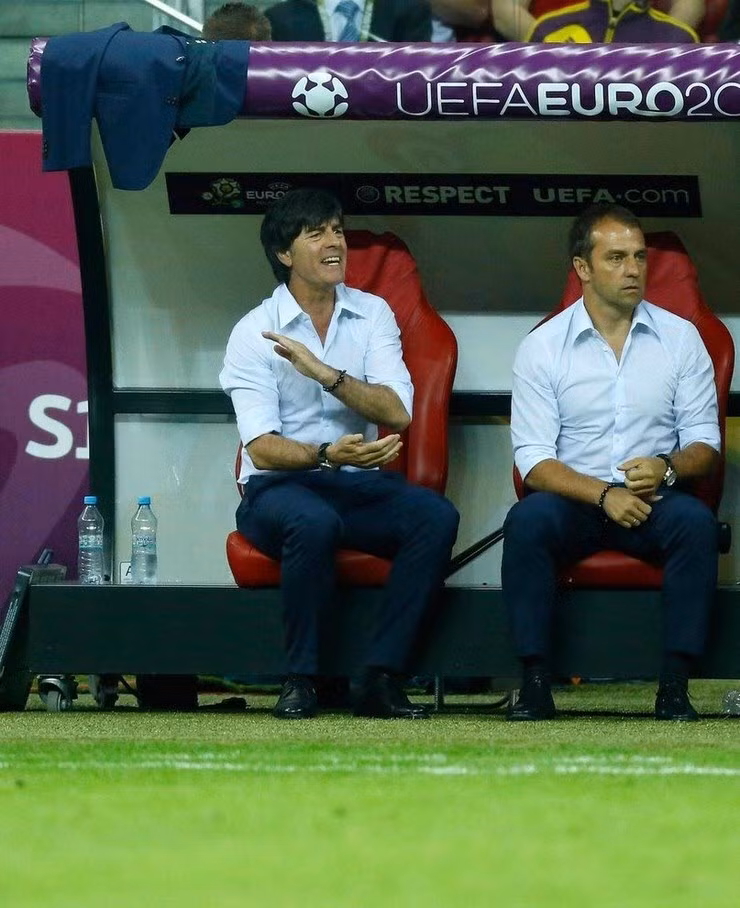 HLV Joachim Loew cũng bất lực sau khi Đức để Italia dẫn bàn