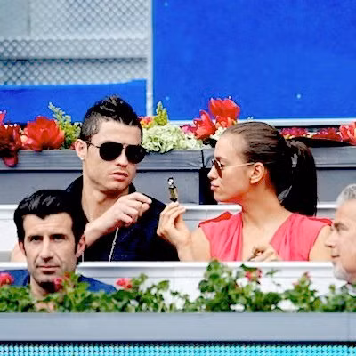 Cristiano Ronaldo muốn ăn kẹo nữa, nhưng Irina Shayk không cho
