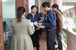 Thực hiện luân chuyển giáo viên để tránh tình trạng thừa thiếu cục bộ
