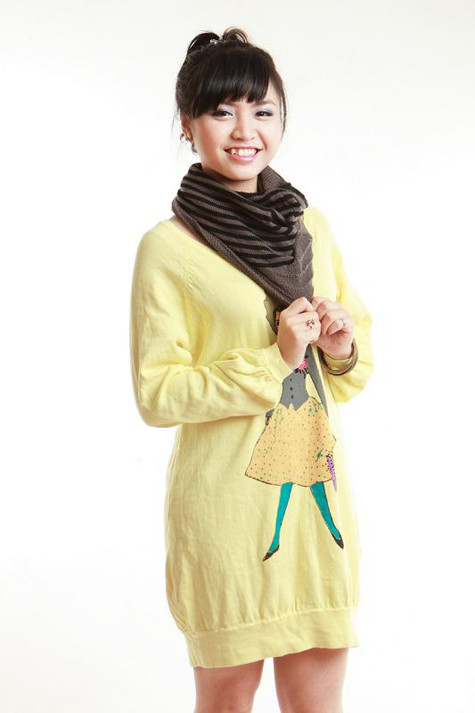 Khánh Phương ngộ nghĩnh trong trang phục teen Khánh Phương ngộ nghĩnh trong trang phục teen