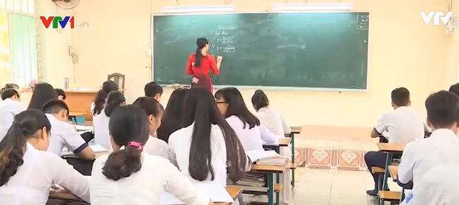 Có nhiều nguyên nhân khiến giáo viên cảm thấy lạc lõng trên chính cuộc hành trình của mình (Ảnh minh họa: vtv.vn). Có nhiều nguyên nhân khiến giáo viên cảm thấy lạc lõng trên chính cuộc hành trình của mình (Ảnh minh họa: vtv.vn).