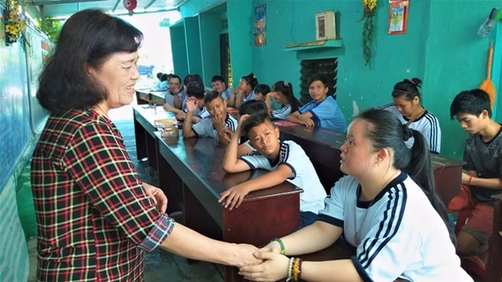 Những “mẹ hiền” lặng thầm mà cao cả