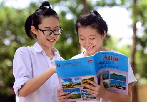 Atlat địa lý Việt Nam hiện nay gây khó khăn cho người mù màu ảnh 1 Atlat địa lý Việt Nam hiện nay gây khó khăn cho người mù màu ảnh 1