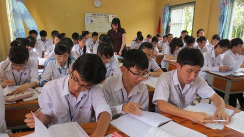 Nhiều trường học đang dồn dập tăng tiết dạy trái buổi (Ảnh minh họa: vtv.vn) Nhiều trường học đang dồn dập tăng tiết dạy trái buổi (Ảnh minh họa: vtv.vn)