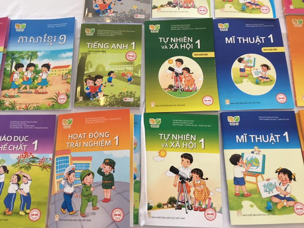 Các trường sẽ lựa chọn bộ sách nào trong 5 bộ sách đã được phê duyệt? (Ảnh minh họa: baotintuc.vn)