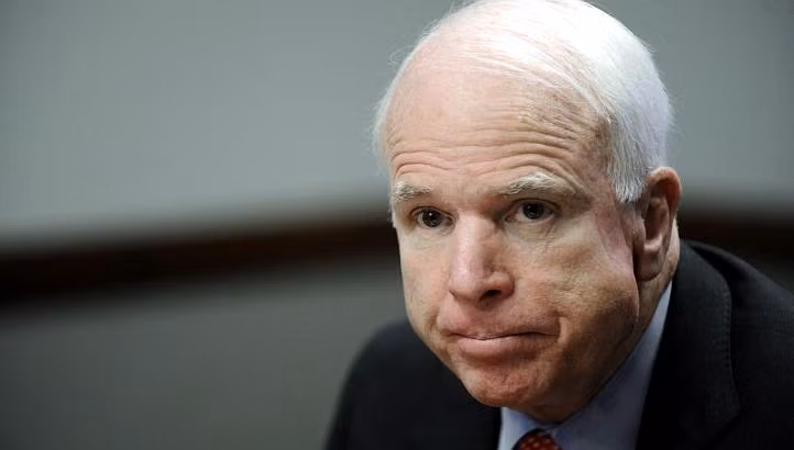 Thượng nghị sĩ John McCain Thượng nghị sĩ John McCain