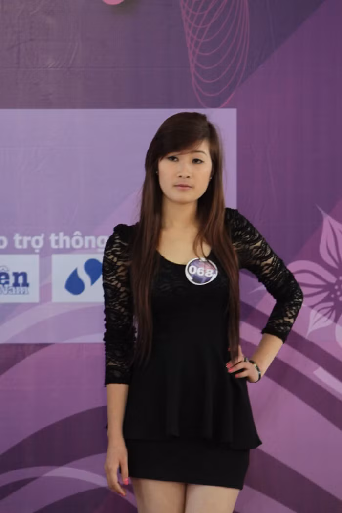 Đặng Thị Hiền Ngày sinh: 25-07-1993 Nơi sinh: Phường Phú Lương, Hà Đông, Hà Nội Lớp: K5 Quản lý văn hóa, ĐH Sư phạm Nghệ thuật Trung ương