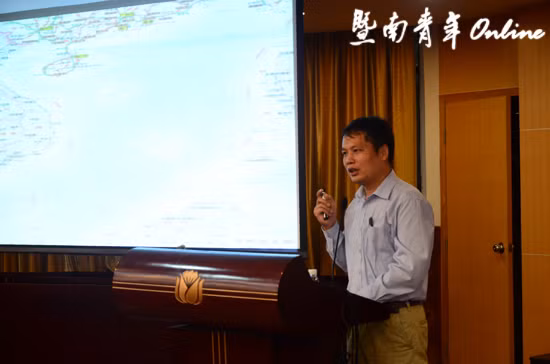 Trương Minh Lượng từ đại học Kỵ Nam, Quảng Châu, Trung Quốc cho rằng từ chối tham gia vụ kiện đường lưỡi bò, cùng lắm Trung Quốc chỉ "mất mát chút uy tín quốc tế" vì không tuân thủ UNCLOS?!
