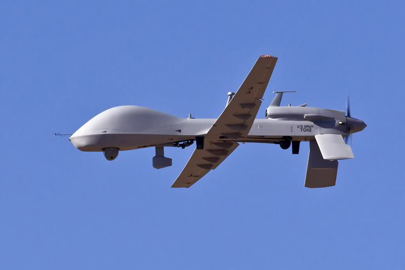 Máy bay không người lái MQ-1C Grey Eagle tại sân bay quân sự Libby, Hoa Kỳ. Máy bay không người lái MQ-1C Grey Eagle tại sân bay quân sự Libby, Hoa Kỳ.