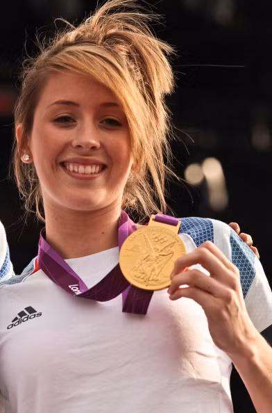 Jade Jones vừa giành HCV Olympic London 2012 môn Taekwondo...