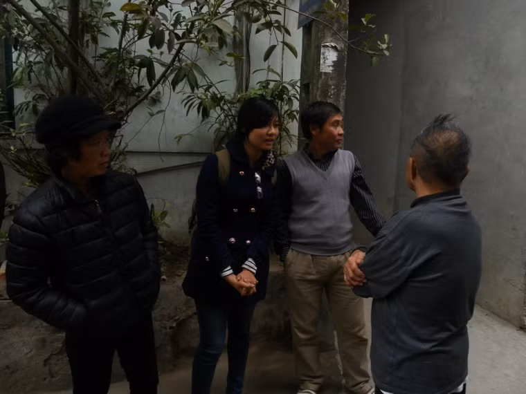 Hàng xóm rợn tóc gáy mỗi khi kể lại vụ chết thảm của ông bà giáo Hàng xóm rợn tóc gáy mỗi khi kể lại vụ chết thảm của ông bà giáo