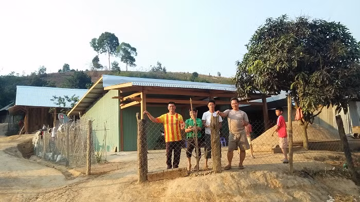 Cuộc sống khổ đủ đường vì không có sổ hộ khẩu của người dân bản Suối Phèn (Ảnh: Vũ Ninh) Cuộc sống khổ đủ đường vì không có sổ hộ khẩu của người dân bản Suối Phèn (Ảnh: Vũ Ninh)