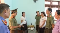 Nhiều cán bộ ngành giáo dục Sơn La bị khởi tố bị can, bắt tạm giam vì liên quan đến sai phạm tại kỳ thi trung học phổ thông Quốc gia tại tỉnh Sơn La. Ảnh: Bộ Công an. Nhiều cán bộ ngành giáo dục Sơn La bị khởi tố bị can, bắt tạm giam vì liên quan đến sai phạm tại kỳ thi trung học phổ thông Quốc gia tại tỉnh Sơn La. Ảnh: Bộ Công an.