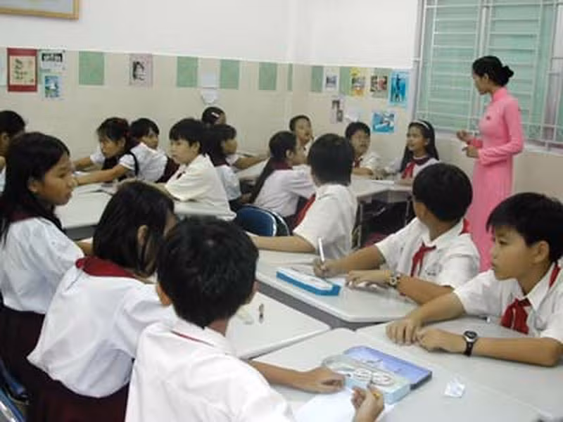 Hiệu trưởng mẫu mực, giáo viên sẽ hết lòng trong giảng dạy ((Ảnh minh họa trên giaoduc.net.vn) Hiệu trưởng mẫu mực, giáo viên sẽ hết lòng trong giảng dạy ((Ảnh minh họa trên giaoduc.net.vn)