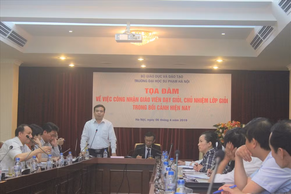 Toàn cảnh tọa đàm (Ảnh Báo Lao động)