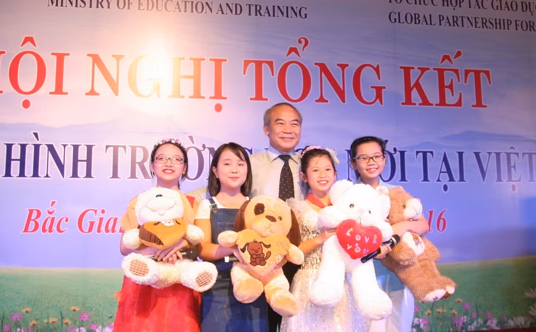 VNEN rơi vào im lặng và những lo sợ cho chương trình, sách giáo khoa mới ảnh 4